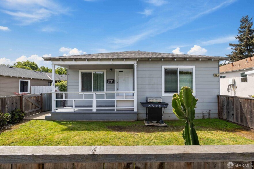 451 Rollins Rd, Burlingame, CA à vendre - Photo du bâtiment - Image 3 de 12