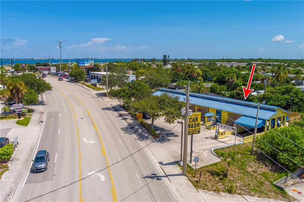 1630 NE Jensen Beach Blvd, Jensen Beach, FL à vendre Photo du bâtiment- Image 1 de 1