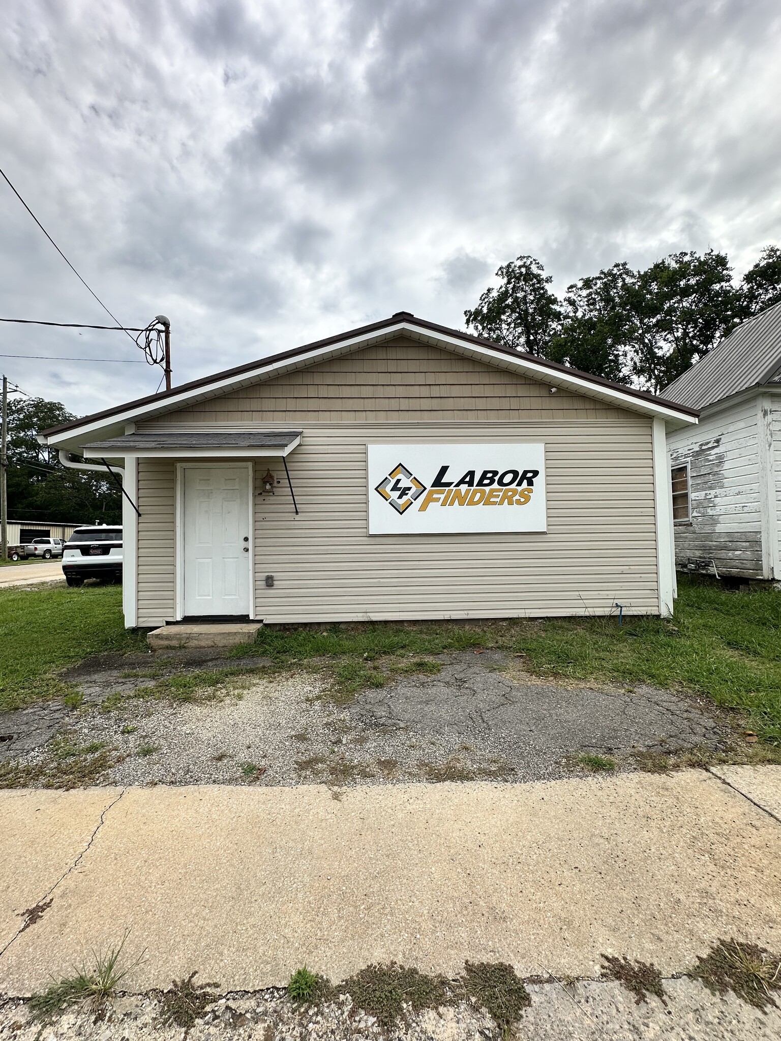 401 S Leighton Ave, Anniston, AL for sale Building Photo- Image 1 of 11