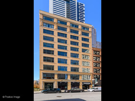 404 - 412 S Wells St - Loft