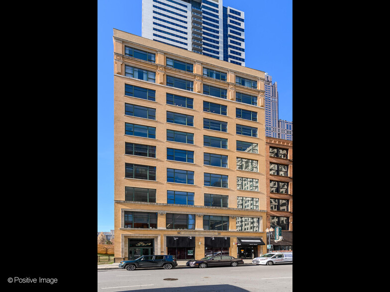 404-412 S Wells St, Chicago, IL for lease - Building Photo - Image 1 of 4