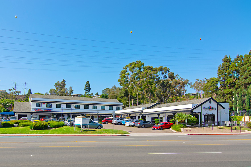 Via Las Cumbres, San Diego, CA à louer - Photo du bâtiment - Image 1 de 5