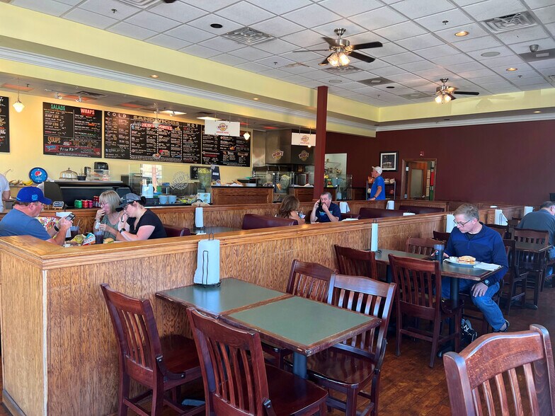 6811-6889 S Eastern Ave, Las Vegas, NV à louer - Photo intérieure - Image 2 de 7