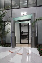 10701 Corporate Dr, Stafford, TX for lease Building Photo- Image 1 of 8