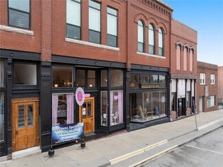 Plus de détails pour 104-106 W Pearl St, Harrisonville, MO - Commerce de détail à vendre