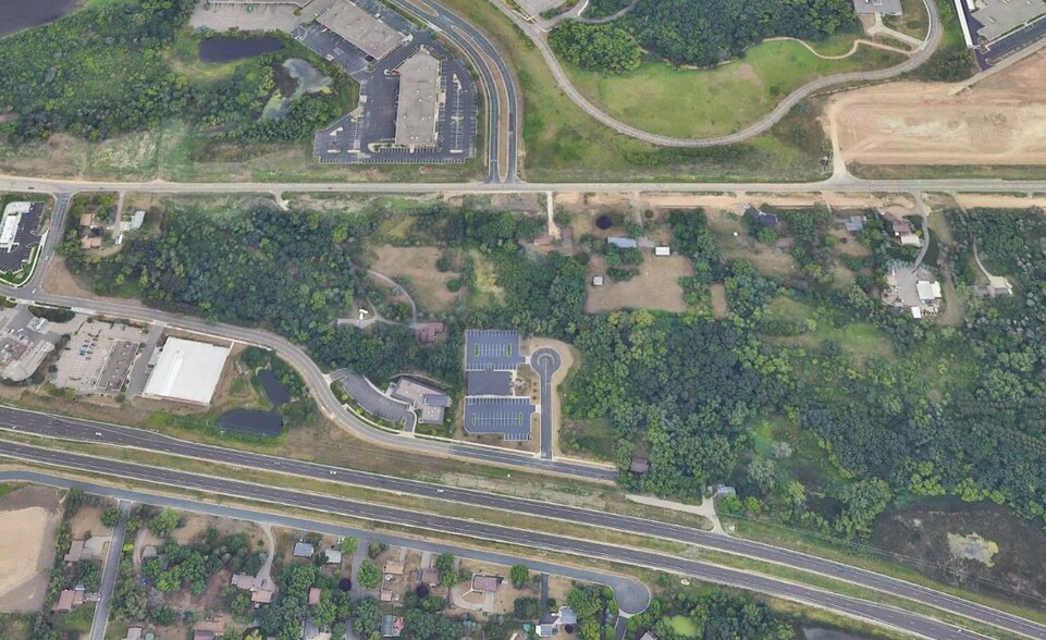 640-670 Lone Oak Rd, Eagan, MN for sale - Primary Photo - Image 1 of 1