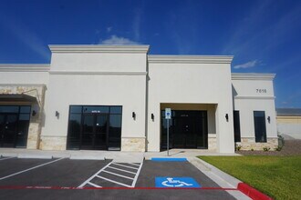 7616 Rocio Dr, Laredo, TX à louer Photo du bâtiment- Image 1 de 2