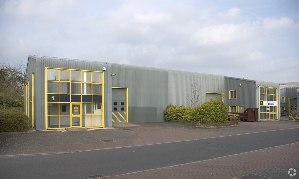 South Way, Andover à louer - Photo du bâtiment - Image 2 de 4