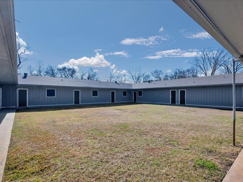 15890 N US Highway 59, Garrison, TX for sale - Building Photo - Image 2 of 13