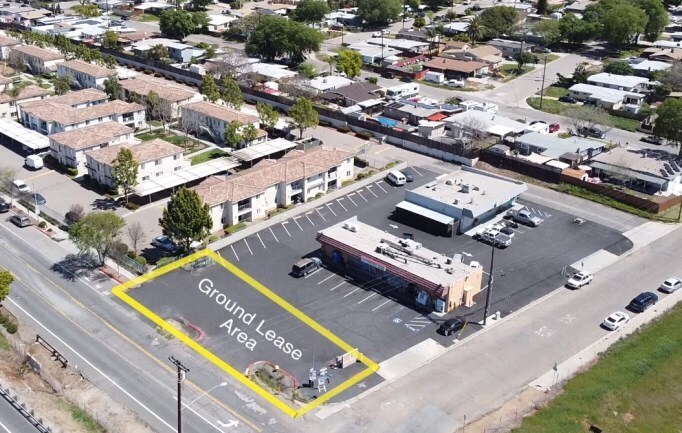 11007 Woodside Ave, Santee, CA for lease Primary Photo- Image 1 of 15