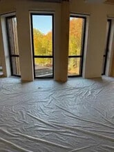 Bureau dans Champs-sur-Marne à louer Photo du bâtiment- Image 1 de 4