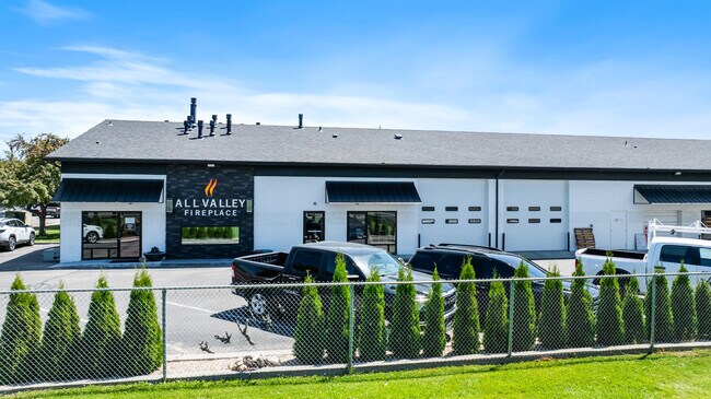 Plus de détails pour 5123 N Sawyer Ave, Garden City, ID - Industriel à vendre