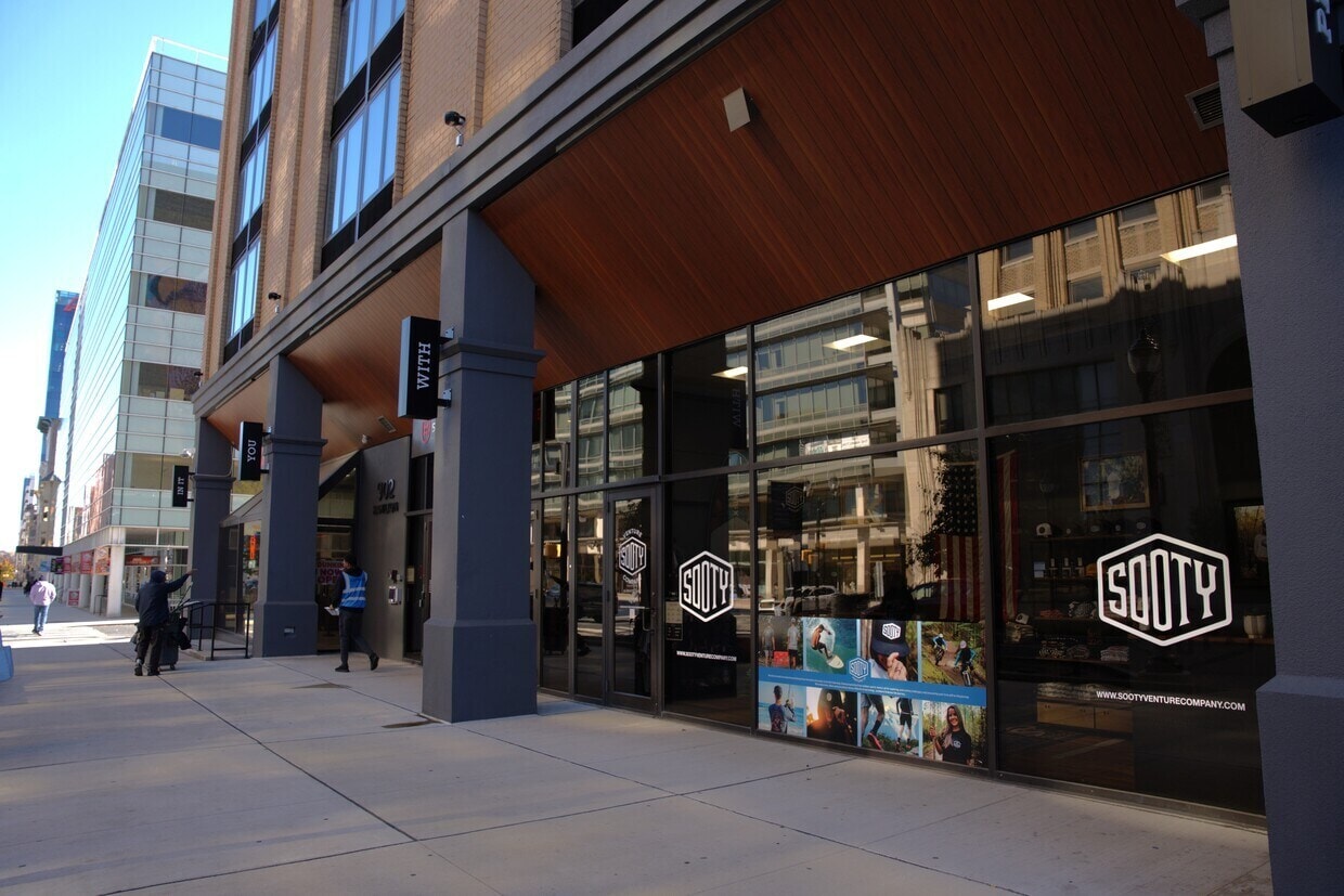 902 W Hamilton St, Allentown, PA à louer Photo intérieure- Image 1 de 5