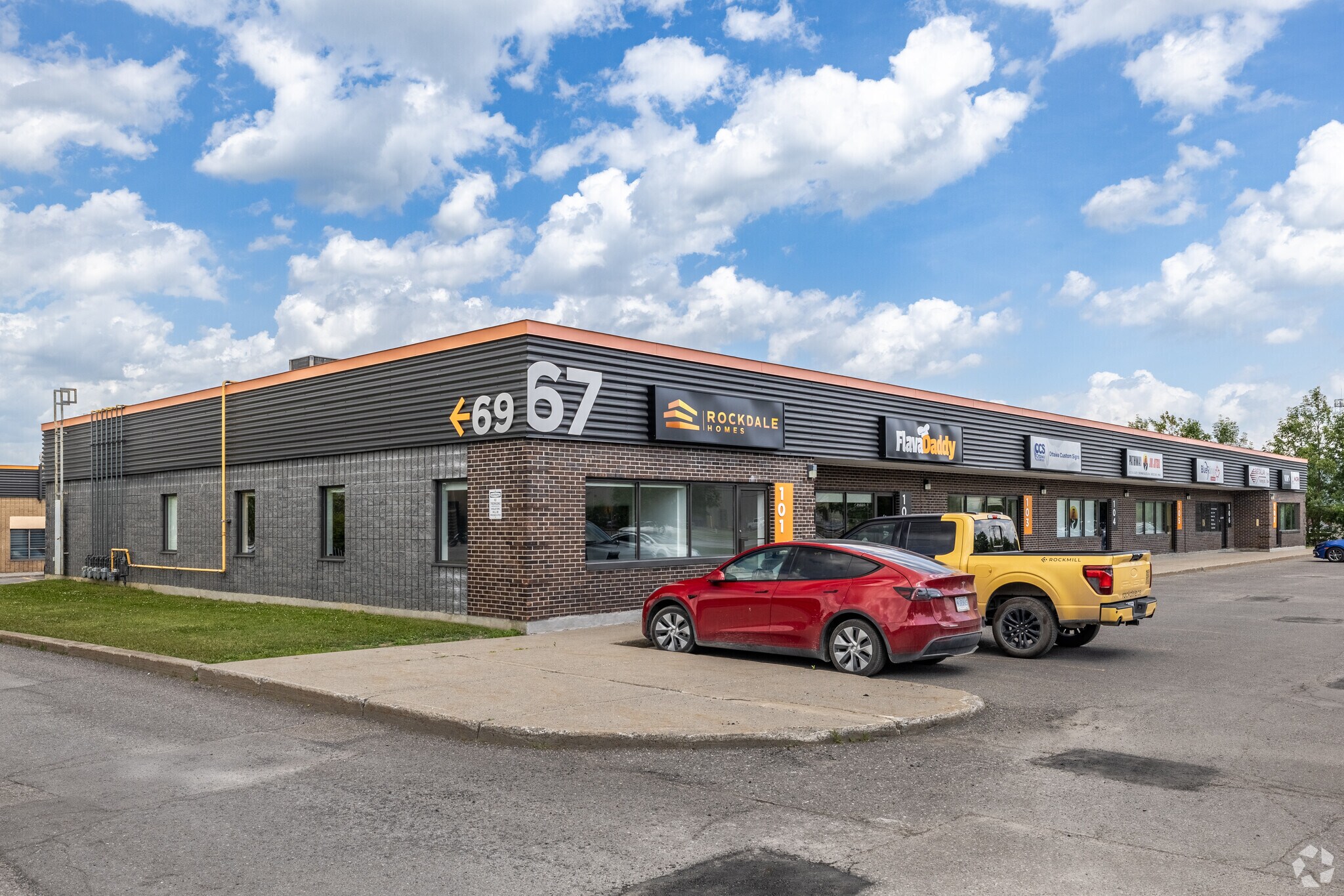 67 Iber Rd, Ottawa, ON à vendre Photo principale- Image 1 de 1