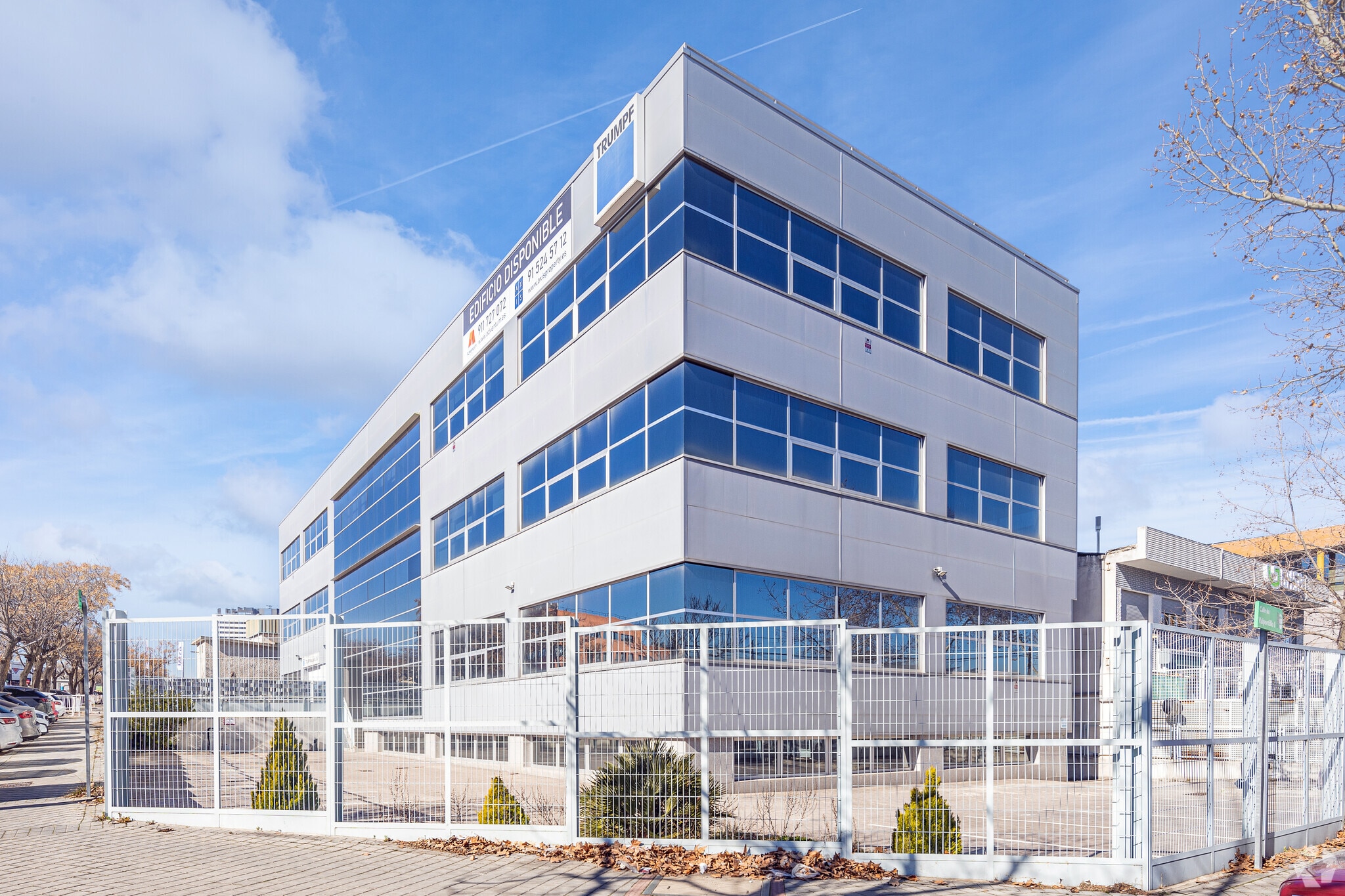 Calle Valportillo i, I 1, Alcobendas, Madrid for sale Primary Photo- Image 1 of 20