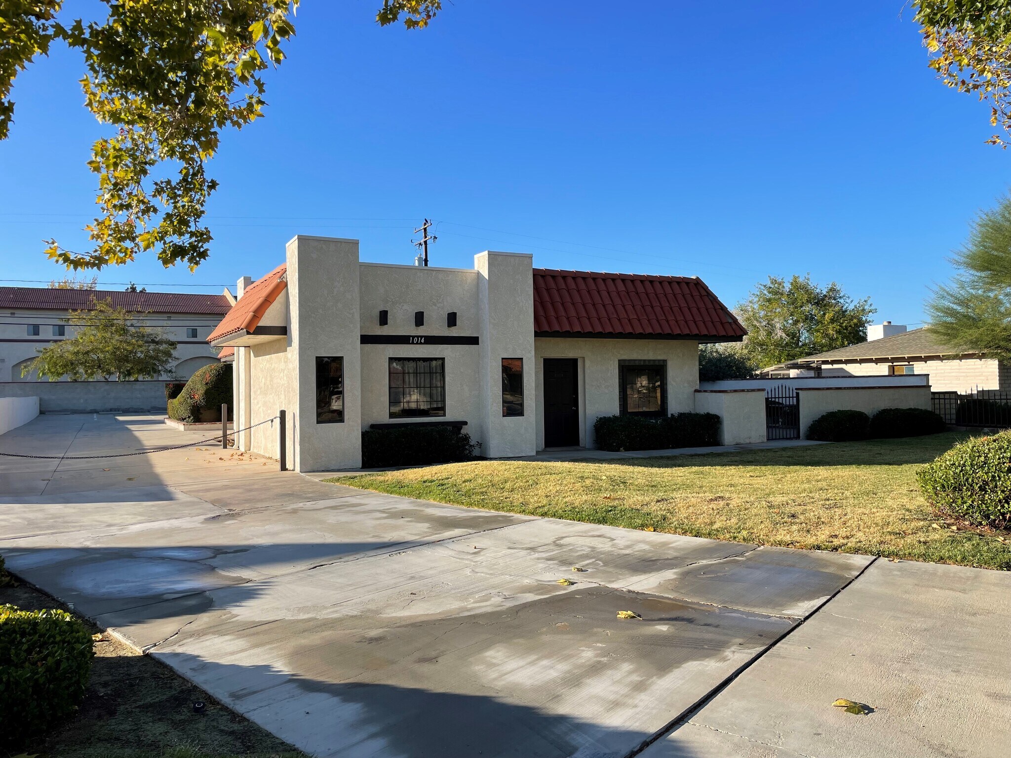 1014 Lancaster Way, Lancaster, CA à vendre Photo principale- Image 1 de 1