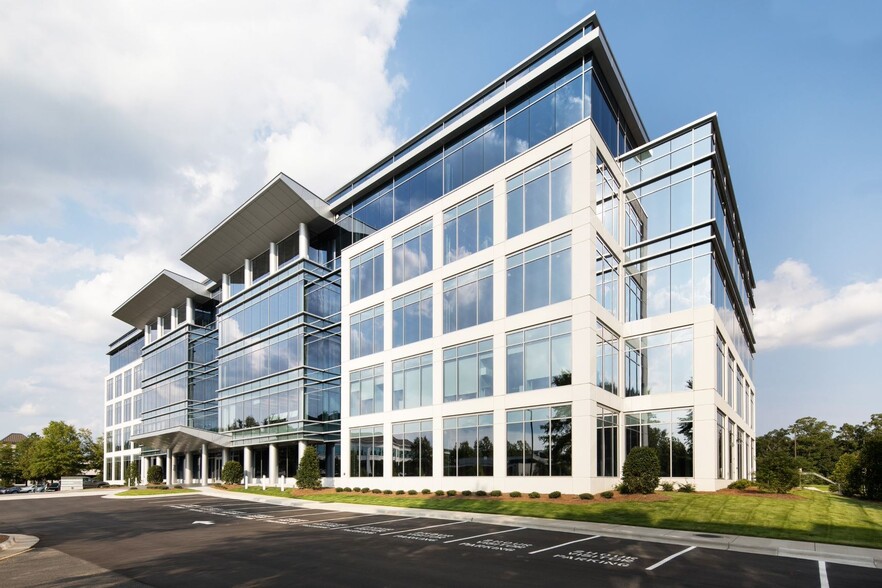 5000 Centregreen Way, Cary, NC for lease - Building Photo - Image 1 of 1