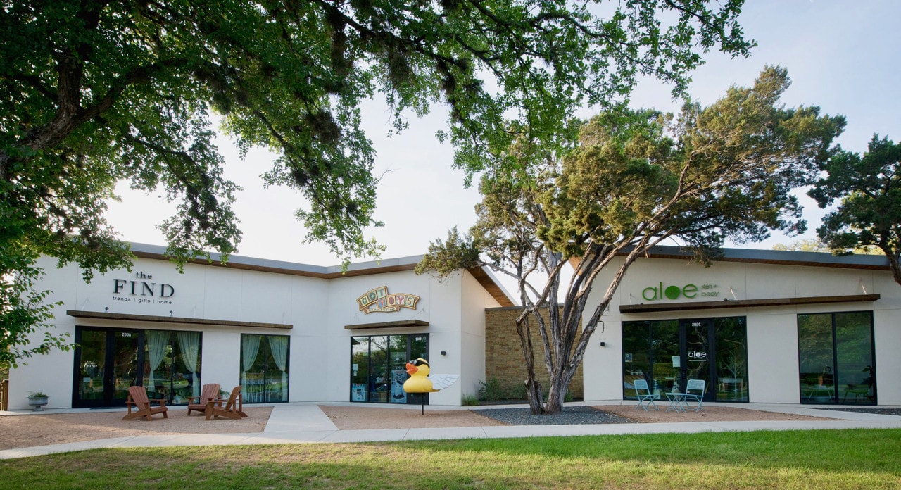 111 River Rd, Wimberley, TX for lease Building Photo- Image 1 of 5
