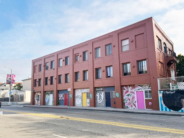 101 Dudley Ave, Venice, CA à vendre - Photo du bâtiment - Image 1 de 16