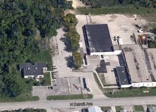 6120 N Detroit Ave, Toledo, OH - AERIAL  map view