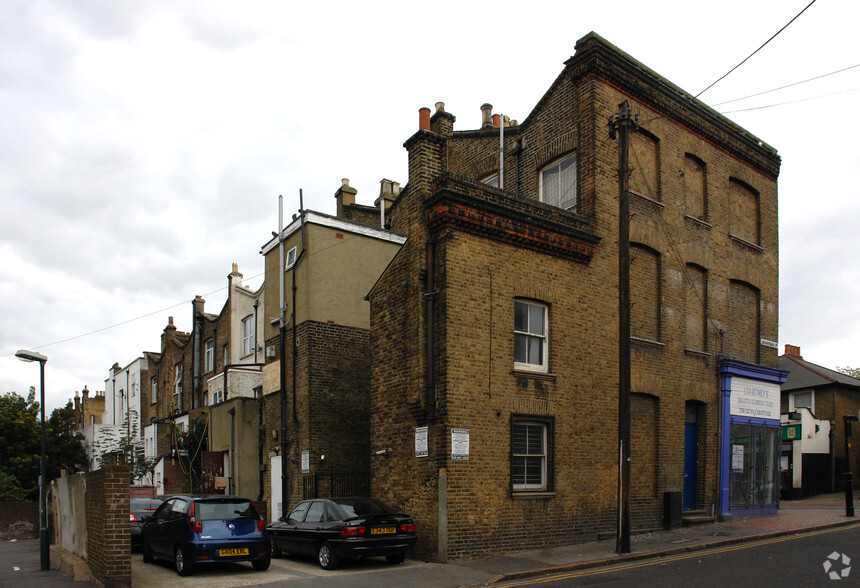 68-74 High St, London à vendre - Photo principale - Image 1 de 1