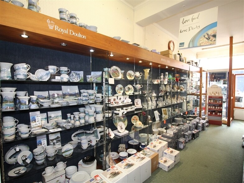 MacDonald's Hardware and Two Flats, Dingwall for sale - Building Photo - Image 2 of 22