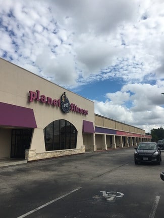 Plus de détails pour 1673 Briarcrest Dr, Bryan, TX - Commerce de détail à louer