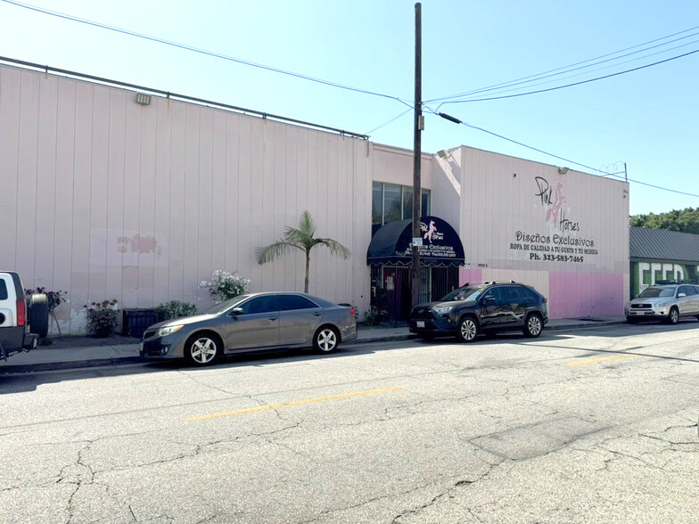 2031 E 65th St, Los Angeles, CA for lease - Building Photo - Image 1 of 10