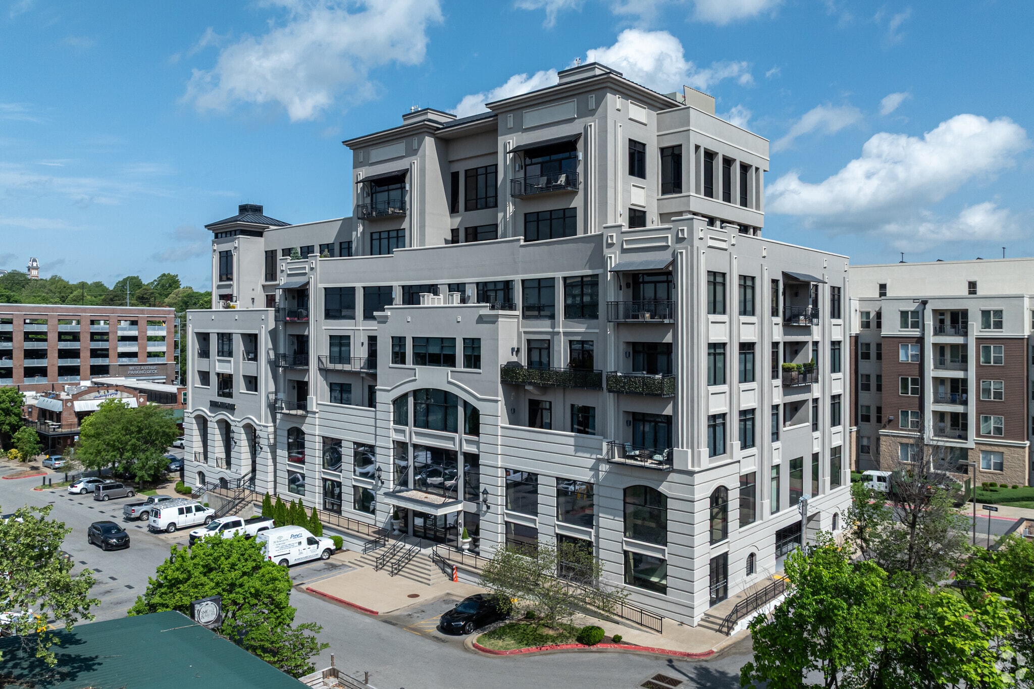 401 W Watson St, Fayetteville, AR for lease Building Photo- Image 1 of 5