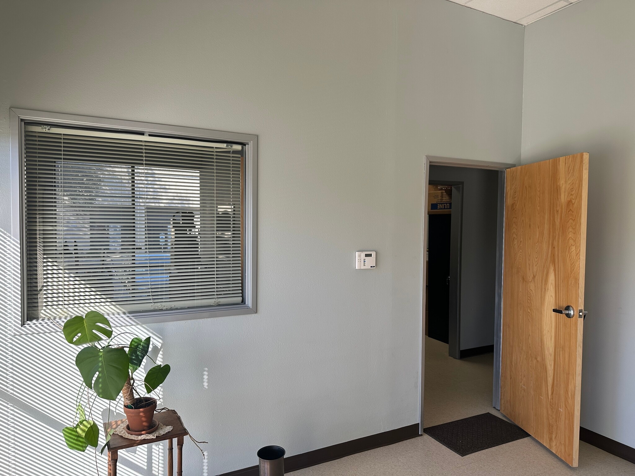 459-599 Spencer Ln, San Antonio, TX for lease Interior Photo- Image 1 of 10