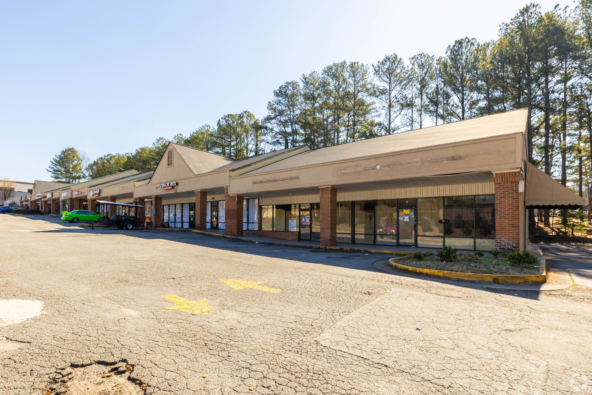 803 SW Powder Springs St, Marietta, GA for lease Primary Photo- Image 1 of 10