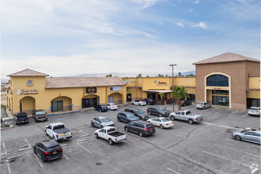 14845 Monarch Blvd, Victorville, CA à louer - Photo principale - Image 1 de 7