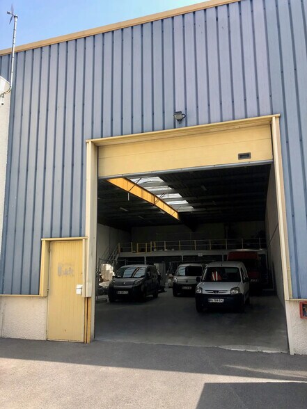 Rue Salvador Allendé, Bezons à louer - Photo du bâtiment - Image 3 de 3