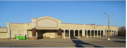 705-707 N Main St, Brillion, WI à louer - Photo du bâtiment - Image 2 de 3