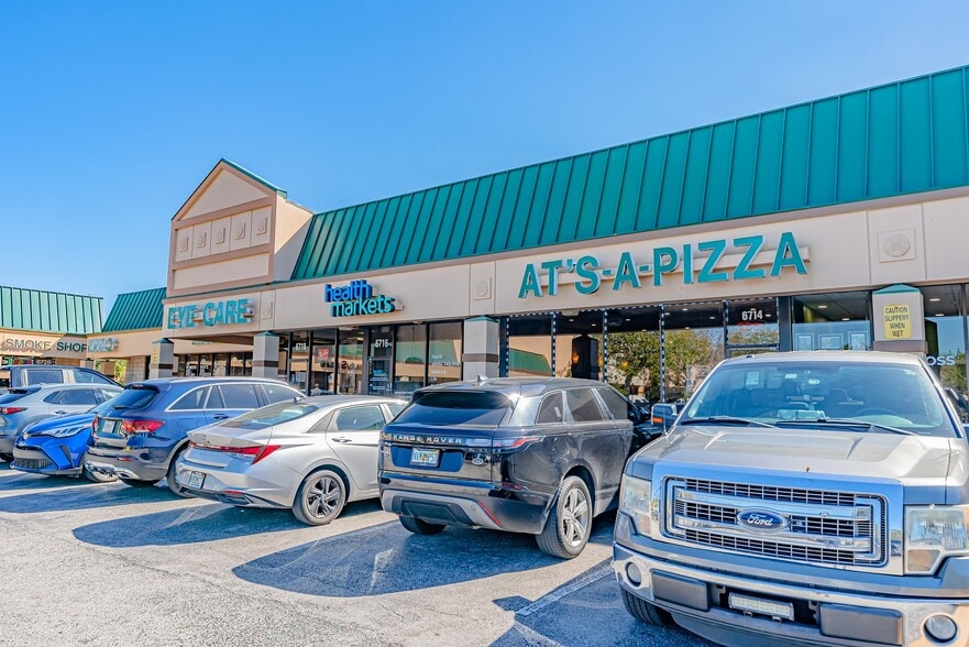 6702-6900 N University Dr, Tamarac, FL for lease - Building Photo - Image 2 of 38