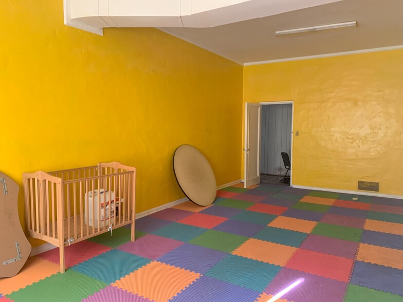 8127 6th Ave N, Birmingham, AL for lease - Interior Photo - Image 3 of 10