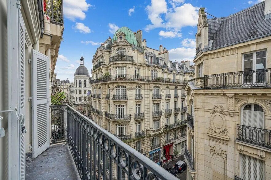 Retail in Paris for sale - Building Photo - Image 2 of 19
