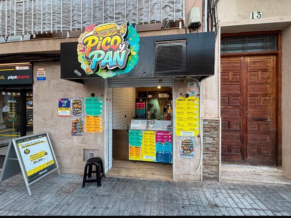 Commerce de détail dans Santa Pola, Alicante à louer Photo du bâtiment- Image 1 de 3