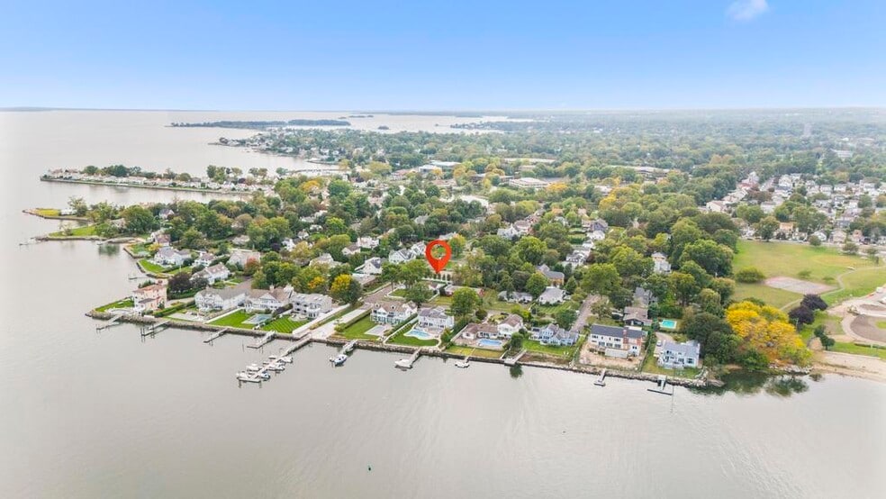 38 Cook Rd, Stamford, CT for sale - Primary Photo - Image 1 of 11