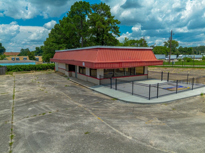 4145 Fulton Industrial Blvd, Atlanta, GA for lease - Building Photo - Image 3 of 23