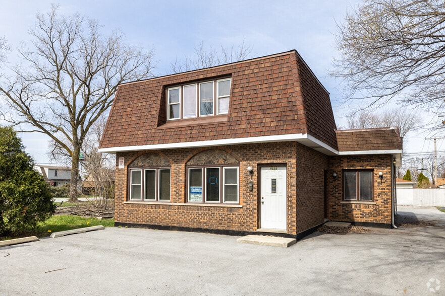7936 W 87th St, Justice, IL for lease - Primary Photo - Image 1 of 9