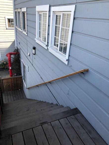 1332 4th St, Berkeley, CA à louer - Photo du bâtiment - Image 3 de 27