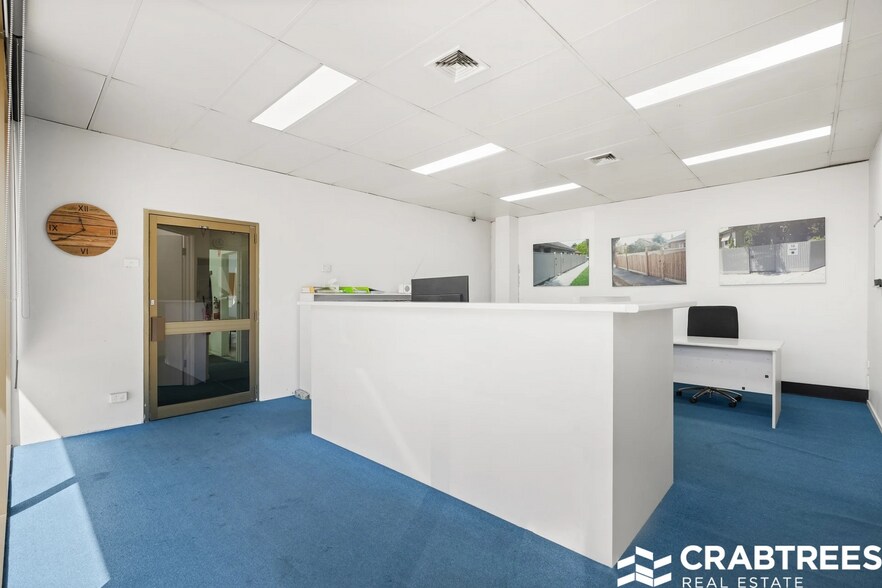 43 Shearson Cres, Mentone for sale - Interior Photo - Image 3 of 7