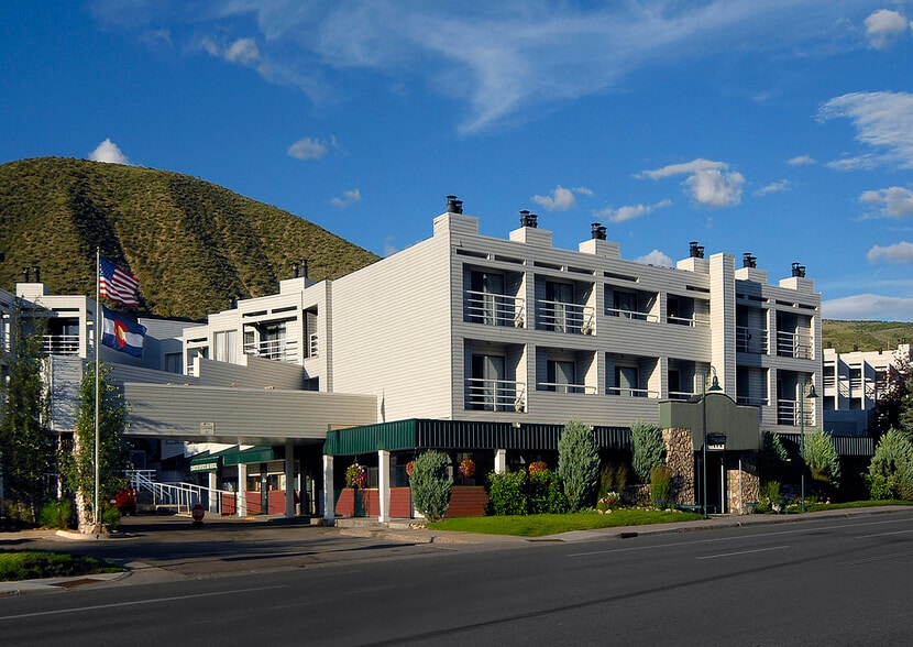 47 E Beaver Creek Blvd, Avon, CO for lease - Building Photo - Image 2 of 22