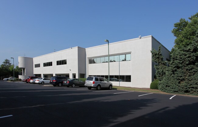 Plus de détails pour 5855 Jimmy Carter Blvd, Norcross, GA - Bureau/Médical, Bureau/Commerce de détail à louer