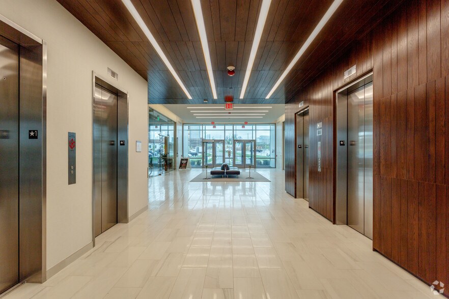 3401 Mallory Ln, Franklin, TN à louer - Hall d’entrée - Image 3 de 31