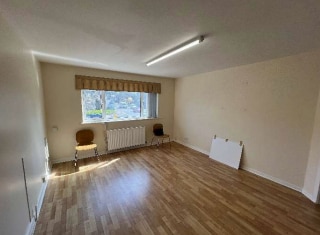 6 Huddersfield Rd, New Mill for lease Interior Photo- Image 1 of 2