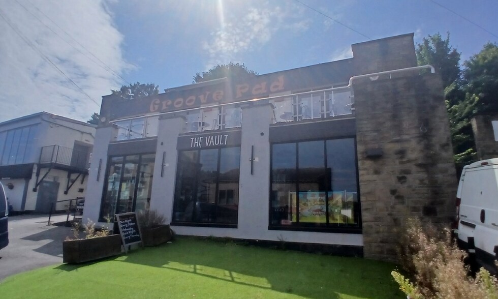 48 Saltaire Rd, Shipley à vendre - Photo du bâtiment - Image 2 de 5