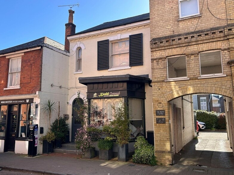70 Parchment St, Winchester for lease - Primary Photo - Image 1 of 7