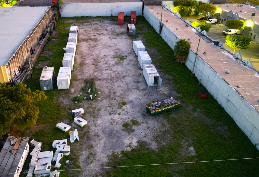 8234 NW 56th St, Doral, FL for lease - Building Photo - Image 1 of 7